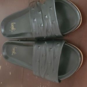 Beek Womens Slip On Leather Sandals Size 9